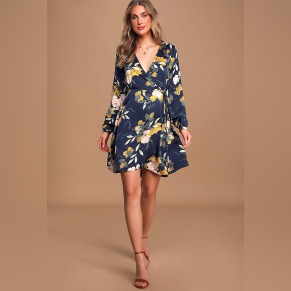 Lulus Love is Life Navy Blue Floral Print Satin Wrap Dress Size Small - Picture 2 of 11